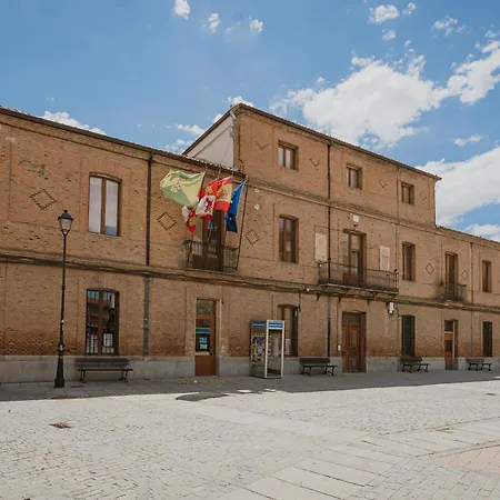 Almudena *